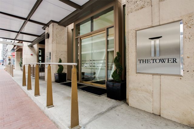 500 Throckmorton Street 703, Fort Worth, TX 76102