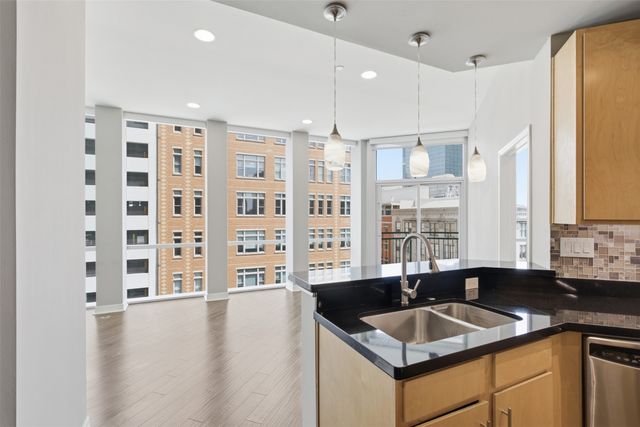 500 Throckmorton Street 703, Fort Worth, TX 76102