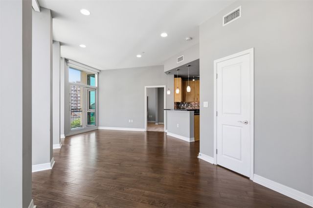 500 Throckmorton Street 703, Fort Worth, TX 76102