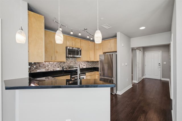 500 Throckmorton Street 703, Fort Worth, TX 76102