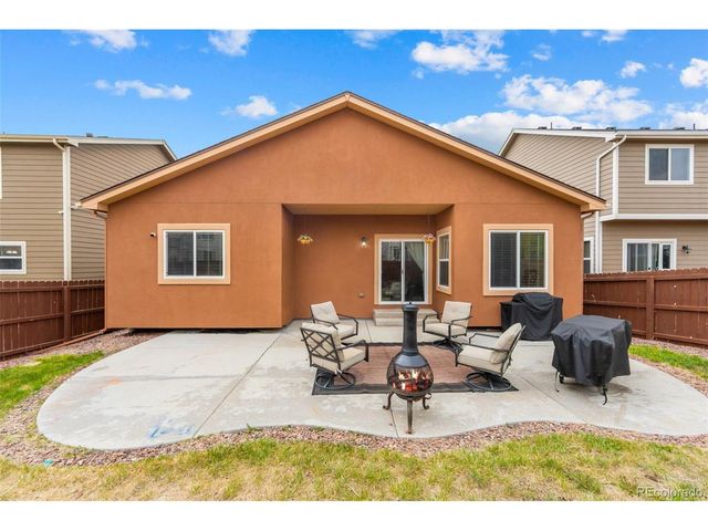 7658 Colorado Tech Dr, Colorado Springs, CO 80915