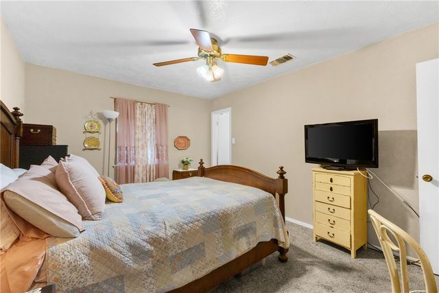 3413 Coastal Drive, College Station, TX 77845