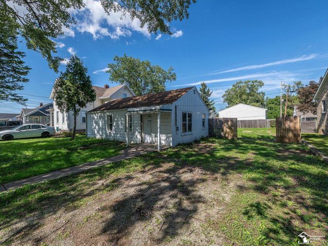 5934 Roseland Avenue, Monroe, MI 48161