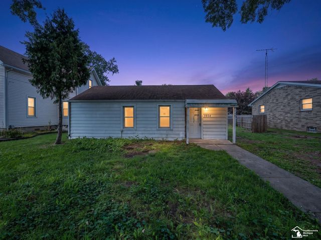 5934 Roseland Avenue, Monroe, MI 48161
