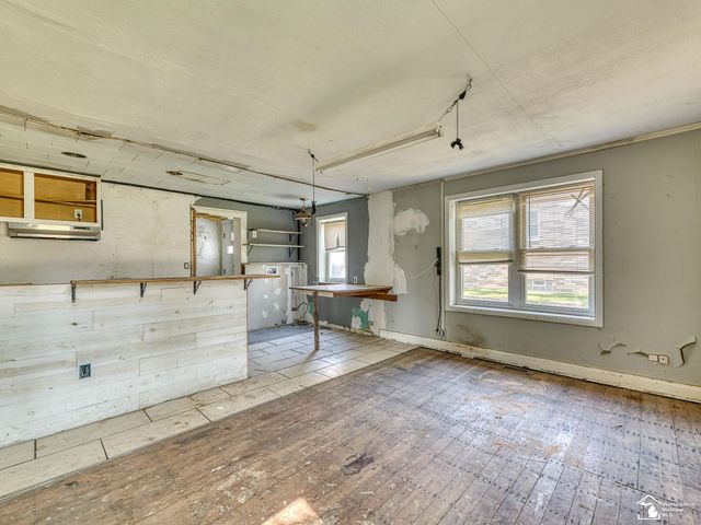 5934 Roseland Avenue, Monroe, MI 48161
