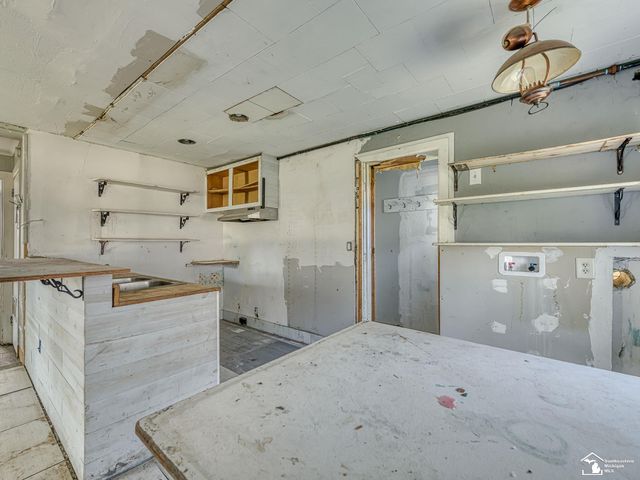 5934 Roseland Avenue, Monroe, MI 48161