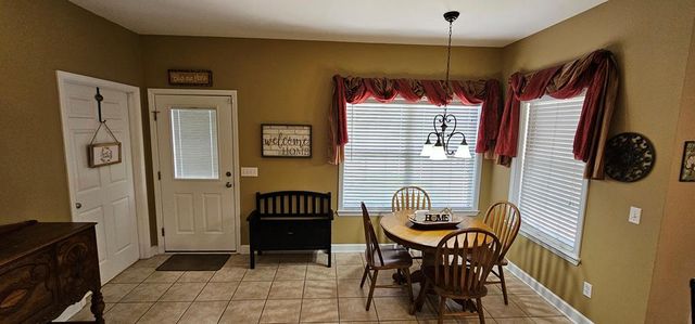 588 W Lawrence Harris Hwy, Slocomb, AL 36375