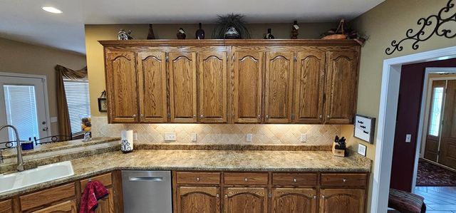 588 W Lawrence Harris Hwy, Slocomb, AL 36375