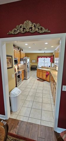 588 W Lawrence Harris Hwy, Slocomb, AL 36375