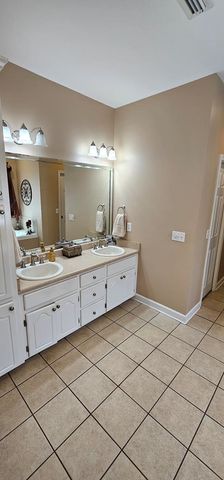 588 W Lawrence Harris Hwy, Slocomb, AL 36375