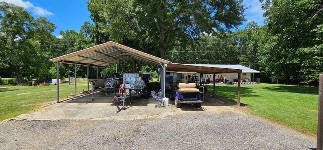 588 W Lawrence Harris Hwy, Slocomb, AL 36375