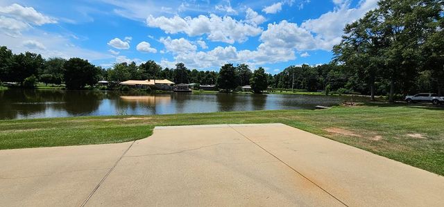 588 W Lawrence Harris Hwy, Slocomb, AL 36375