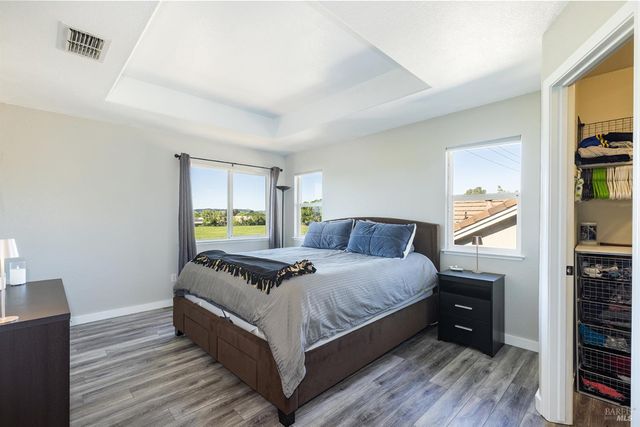 1104 River Pine Cir, Petaluma, CA 94954