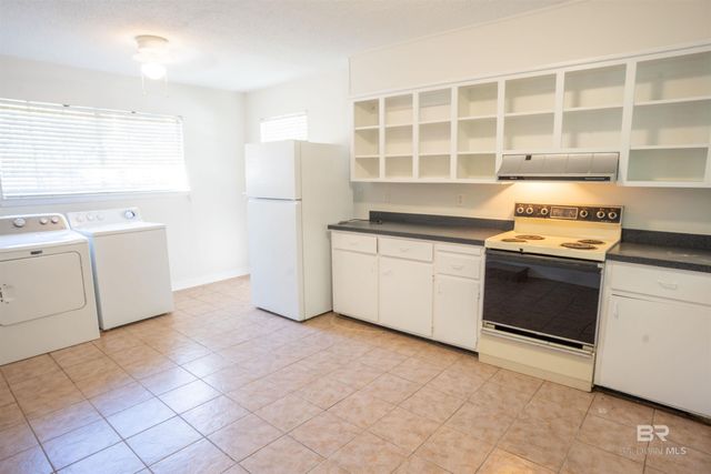 407 Azalea Street, Fairhope, AL 36532