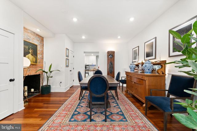 870 N LAWRENCE ST, Philadelphia, PA 19123