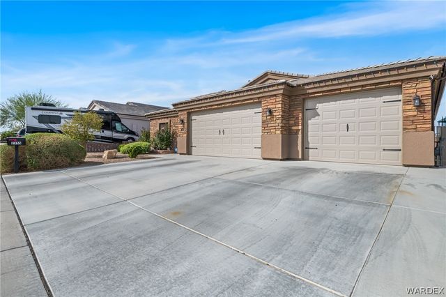 2355 Indigo Street, Kingman, AZ 86401