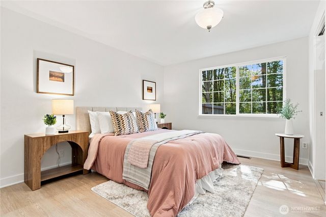 21205 NE 60th Place, Redmond, WA 98053