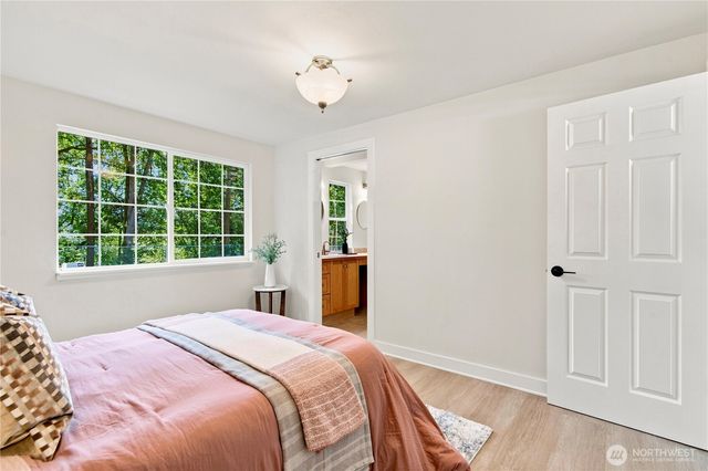 21205 NE 60th Place, Redmond, WA 98053