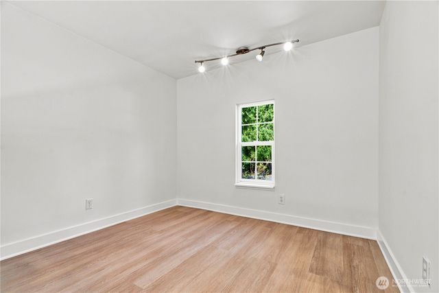21205 NE 60th Place, Redmond, WA 98053