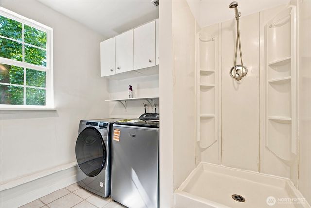 21205 NE 60th Place, Redmond, WA 98053