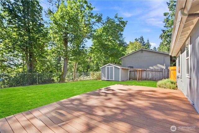 21205 NE 60th Place, Redmond, WA 98053