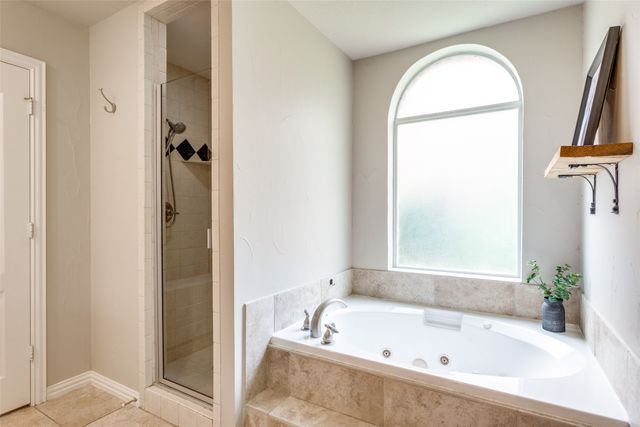 6016 Iron Horse Drive, North Richland Hills, TX 76148