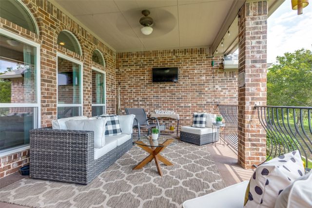6016 Iron Horse Drive, North Richland Hills, TX 76148