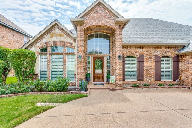 6016 Iron Horse Drive, North Richland Hills, TX 76148