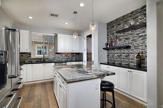 16222 Veridian Circle, San Diego, CA 92127