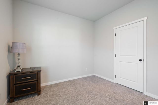 8519 S 63rd Street, Papillion, NE 68157