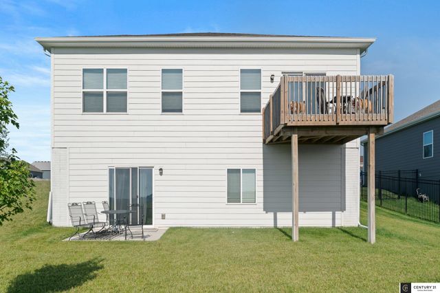 8519 S 63rd Street, Papillion, NE 68157