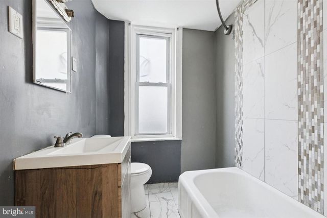 129 E DUVAL ST, Philadelphia, PA 19144