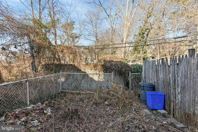 129 E DUVAL ST, Philadelphia, PA 19144