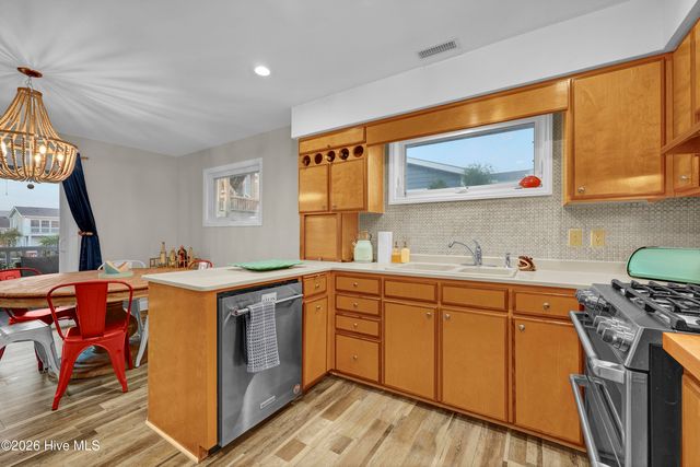 104 Boryk Avenue, Holly Ridge, NC 28445