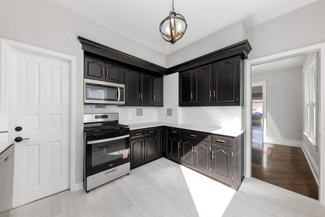 416 Buell Avenue, Joliet, IL 60435