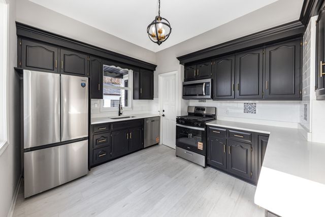 416 Buell Avenue, Joliet, IL 60435