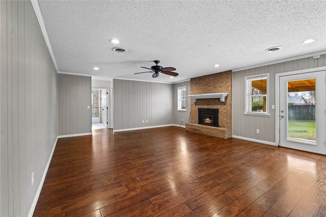 4200 Miller Drive, Springdale, AR 72762