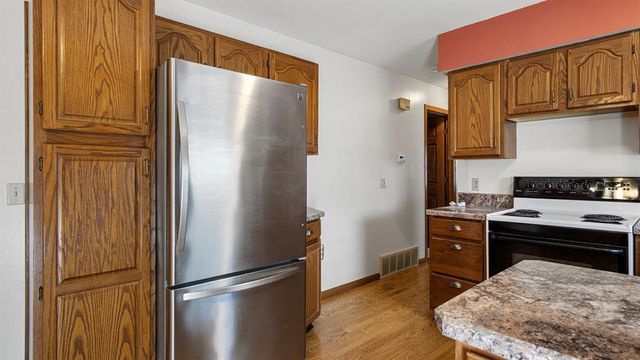 2858 Milton Road, Eau Claire, WI 54701