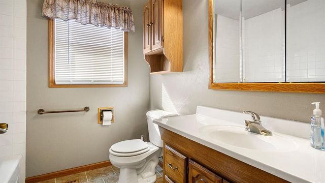 2858 Milton Road, Eau Claire, WI 54701