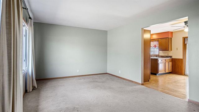 2858 Milton Road, Eau Claire, WI 54701