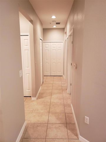 3635 PARKRIDGE CIRCLE 10-101, Sarasota, FL 34243