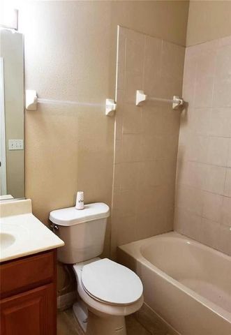 3635 PARKRIDGE CIRCLE 10-101, Sarasota, FL 34243