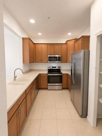 3635 PARKRIDGE CIRCLE 10-101, Sarasota, FL 34243