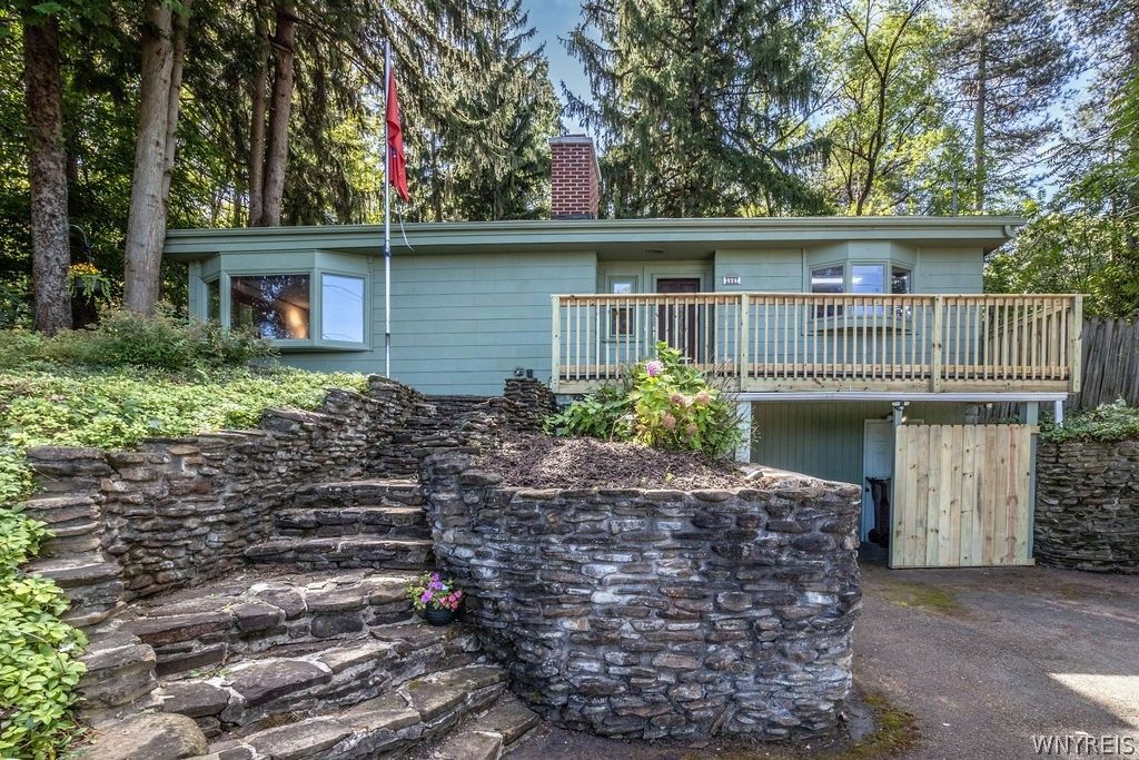 2867 Hillview Place, Eden, NY 14057