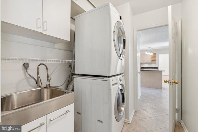 11117 RUTLEDGE, North Potomac, MD 20878