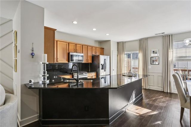 3758 Chattahoochee Summit Drive SE 21, Atlanta, GA 30339