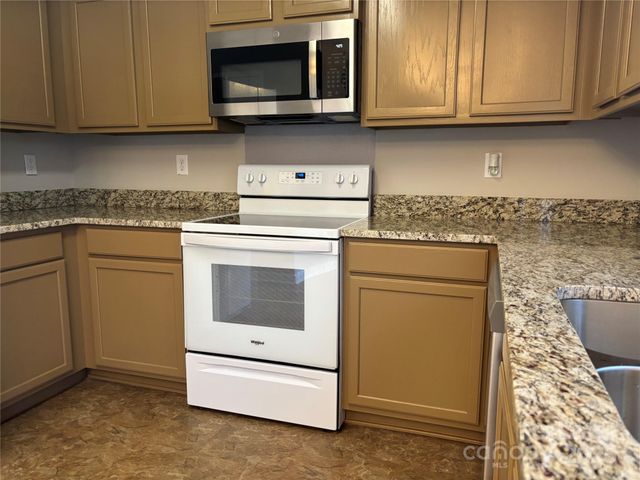 14104 Bernardy Lane, Charlotte, NC 28269