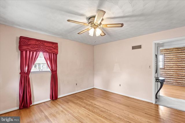 2564 AUDLYN DRIVE, York, PA 17408