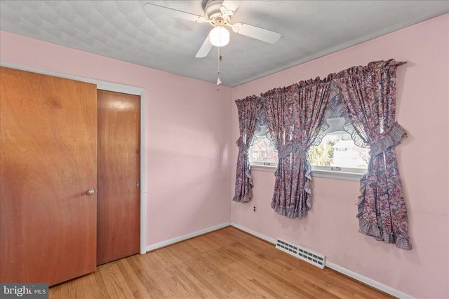 2564 AUDLYN DRIVE, York, PA 17408
