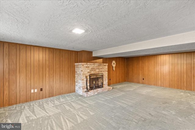 2564 AUDLYN DRIVE, York, PA 17408